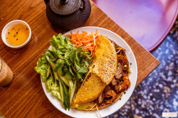 Restaurant vietnamien avec des plats fait maison